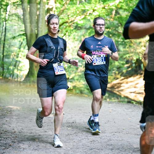28.09.2025 - 33. Volkslauf durch das schöne Alstertal Dr. Thomas Lammeyer http://msf.ph/oto/8957420 28.09.2025 10:48:20 Laufen 3944, 3381, 3030 meine-sportfotos.de