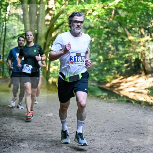 28.09.2025 - 33. Volkslauf durch das schöne Alstertal Dr. Thomas Lammeyer http://msf.ph/oto/8957450 28.09.2025 10:48:25 Laufen 3351, 3188 meine-sportfotos.de
