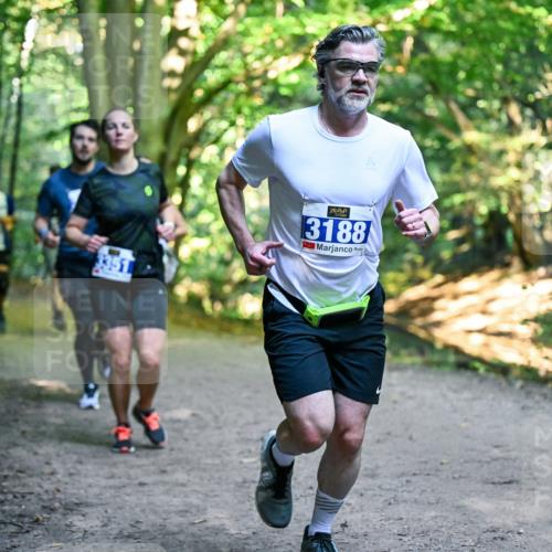 28.09.2025 - 33. Volkslauf durch das schöne Alstertal Dr. Thomas Lammeyer http://msf.ph/oto/8957452 28.09.2025 10:48:25 Laufen 3351, 3188 meine-sportfotos.de