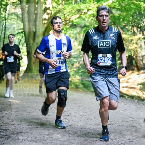 28.09.2025 - 33. Volkslauf durch das schöne Alstertal Dr. Thomas Lammeyer http://msf.ph/oto/8957476 28.09.2025 10:48:29 Laufen 071, 3292, 3927 meine-sportfotos.de