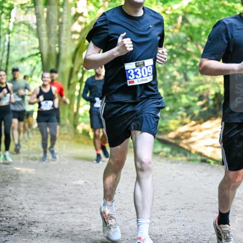 28.09.2025 - 33. Volkslauf durch das schöne Alstertal Dr. Thomas Lammeyer http://msf.ph/oto/8957493 28.09.2025 10:48:32 Laufen 3309, 3300 meine-sportfotos.de