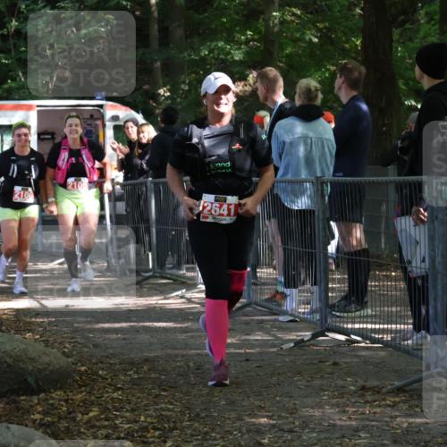 28.09.2025 - 33. Volkslauf durch das schöne Alstertal Strokosch-Dieckow http://msf.ph/oto/8957532 28.09.2025 13:03:31 Ziel 2105, 2641 meine-sportfotos.de
