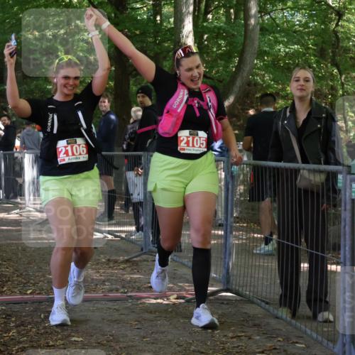 28.09.2025 - 33. Volkslauf durch das schöne Alstertal Strokosch-Dieckow http://msf.ph/oto/8957616 28.09.2025 13:03:36 Ziel 2105 meine-sportfotos.de