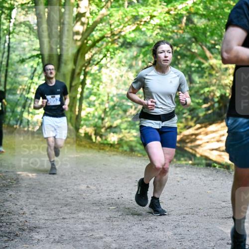 28.09.2025 - 33. Volkslauf durch das schöne Alstertal Dr. Thomas Lammeyer http://msf.ph/oto/8957619 28.09.2025 10:48:52 Laufen 3052, 3029 meine-sportfotos.de