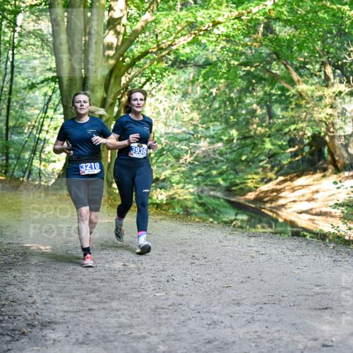 28.09.2025 - 33. Volkslauf durch das schöne Alstertal Dr. Thomas Lammeyer http://msf.ph/oto/8957662 28.09.2025 10:48:58 Laufen 3210, 3936 meine-sportfotos.de