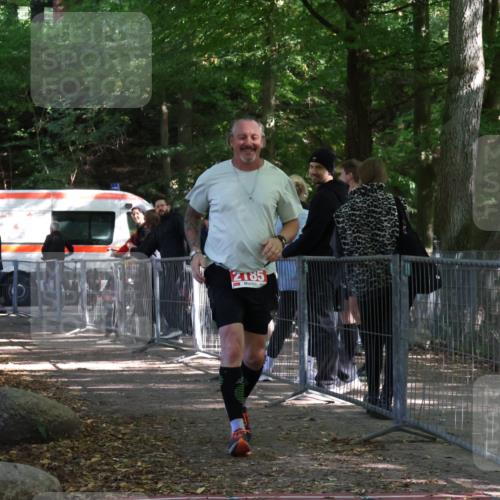 28.09.2025 - 33. Volkslauf durch das schöne Alstertal Strokosch-Dieckow http://msf.ph/oto/8957699 28.09.2025 13:04:43 Ziel 2185 meine-sportfotos.de