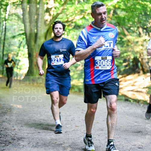 28.09.2025 - 33. Volkslauf durch das schöne Alstertal Dr. Thomas Lammeyer http://msf.ph/oto/8957705 28.09.2025 10:49:09 Laufen 3212, 3066, 3930, 39 meine-sportfotos.de