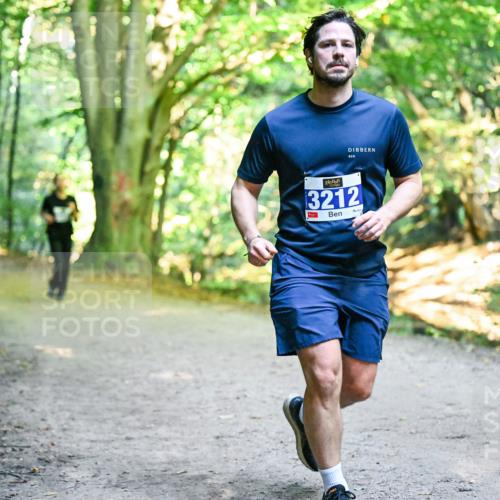 28.09.2025 - 33. Volkslauf durch das schöne Alstertal Dr. Thomas Lammeyer http://msf.ph/oto/8957710 28.09.2025 10:49:10 Laufen 3212 meine-sportfotos.de