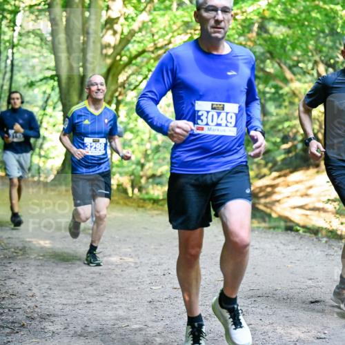 28.09.2025 - 33. Volkslauf durch das schöne Alstertal Dr. Thomas Lammeyer http://msf.ph/oto/8957783 28.09.2025 10:49:25 Laufen 3298, 3049, 3181 meine-sportfotos.de