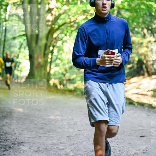 28.09.2025 - 33. Volkslauf durch das schöne Alstertal Dr. Thomas Lammeyer http://msf.ph/oto/8957802 28.09.2025 10:49:28 Laufen  meine-sportfotos.de
