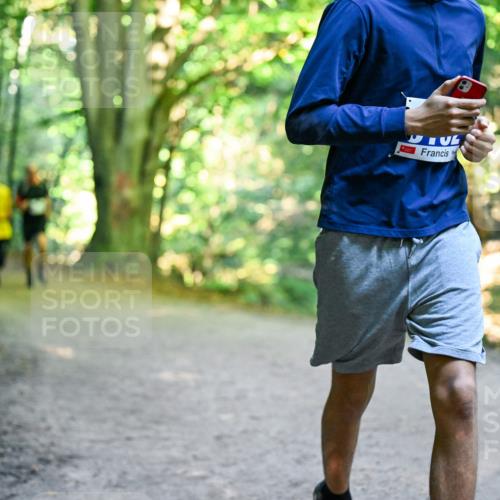28.09.2025 - 33. Volkslauf durch das schöne Alstertal Dr. Thomas Lammeyer http://msf.ph/oto/8957803 28.09.2025 10:49:28 Laufen  meine-sportfotos.de