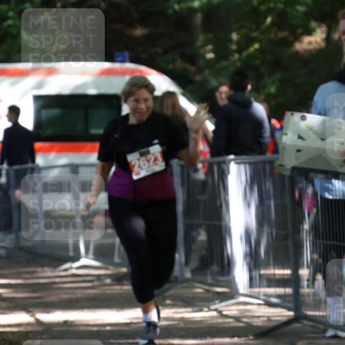 28.09.2025 - 33. Volkslauf durch das schöne Alstertal Strokosch-Dieckow http://msf.ph/oto/8957804 28.09.2025 13:05:40 Ziel 2623 meine-sportfotos.de