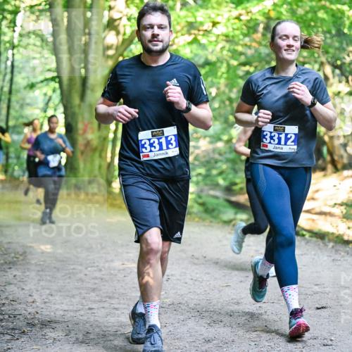 28.09.2025 - 33. Volkslauf durch das schöne Alstertal Dr. Thomas Lammeyer http://msf.ph/oto/8957842 28.09.2025 10:49:34 Laufen 3313, 3312 meine-sportfotos.de