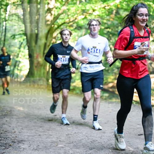 28.09.2025 - 33. Volkslauf durch das schöne Alstertal Dr. Thomas Lammeyer http://msf.ph/oto/8957918 28.09.2025 10:49:50 Laufen 3415, 3414 meine-sportfotos.de