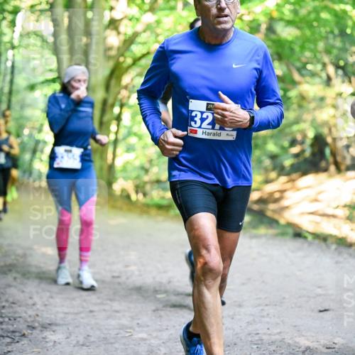 28.09.2025 - 33. Volkslauf durch das schöne Alstertal Dr. Thomas Lammeyer http://msf.ph/oto/8957952 28.09.2025 10:49:56 Laufen 32, 5280 meine-sportfotos.de