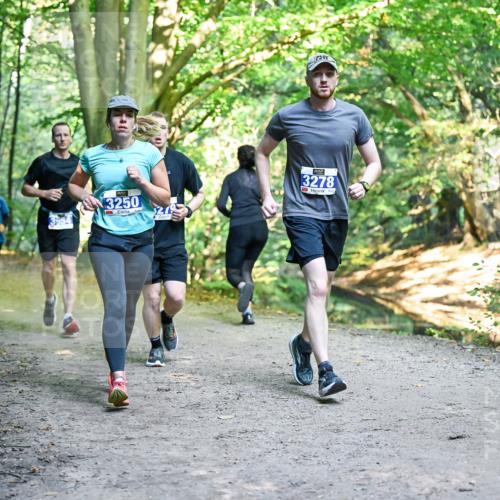 28.09.2025 - 33. Volkslauf durch das schöne Alstertal Dr. Thomas Lammeyer http://msf.ph/oto/8957999 28.09.2025 10:50:05 Laufen 3250, 3278 meine-sportfotos.de