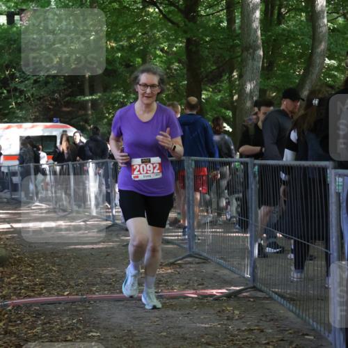 28.09.2025 - 33. Volkslauf durch das schöne Alstertal Strokosch-Dieckow http://msf.ph/oto/8958003 28.09.2025 13:07:23 Ziel 2092 meine-sportfotos.de