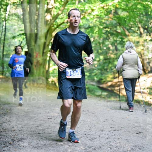 28.09.2025 - 33. Volkslauf durch das schöne Alstertal Dr. Thomas Lammeyer http://msf.ph/oto/8958016 28.09.2025 10:50:07 Laufen 3954 meine-sportfotos.de
