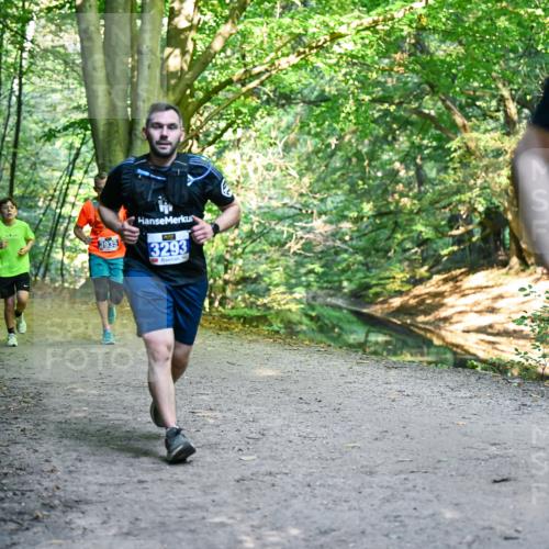 28.09.2025 - 33. Volkslauf durch das schöne Alstertal Dr. Thomas Lammeyer http://msf.ph/oto/8958088 28.09.2025 10:50:27 Laufen 3935, 2, 3293, 199 meine-sportfotos.de