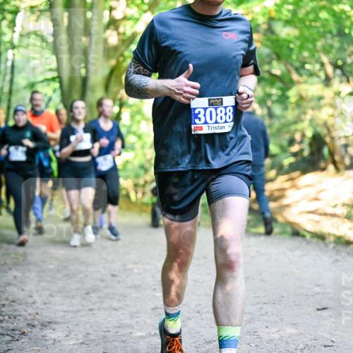 28.09.2025 - 33. Volkslauf durch das schöne Alstertal Dr. Thomas Lammeyer http://msf.ph/oto/8958165 28.09.2025 10:50:42 Laufen 3088 meine-sportfotos.de