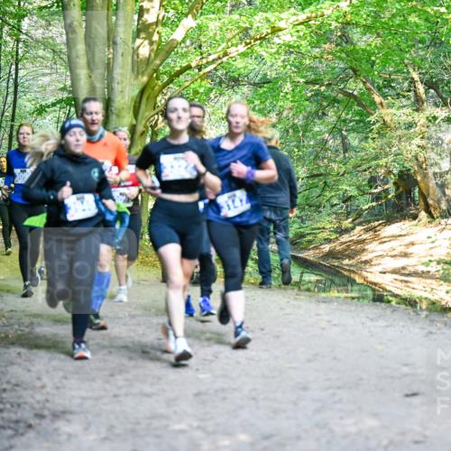 28.09.2025 - 33. Volkslauf durch das schöne Alstertal Dr. Thomas Lammeyer http://msf.ph/oto/8958169 28.09.2025 10:50:43 Laufen 3147 meine-sportfotos.de