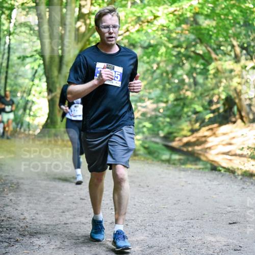 28.09.2025 - 33. Volkslauf durch das schöne Alstertal Dr. Thomas Lammeyer http://msf.ph/oto/8958305 28.09.2025 10:51:16 Laufen 5 meine-sportfotos.de