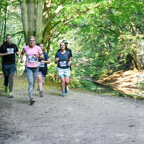 28.09.2025 - 33. Volkslauf durch das schöne Alstertal Dr. Thomas Lammeyer http://msf.ph/oto/8958341 28.09.2025 10:51:21 Laufen 2112, 3141, 3218, 3217 meine-sportfotos.de