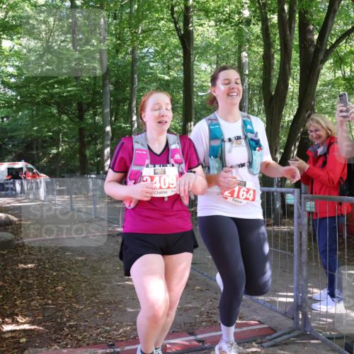 28.09.2025 - 33. Volkslauf durch das schöne Alstertal Strokosch-Dieckow http://msf.ph/oto/8958450 28.09.2025 13:17:28 Ziel 2643, 2644 meine-sportfotos.de