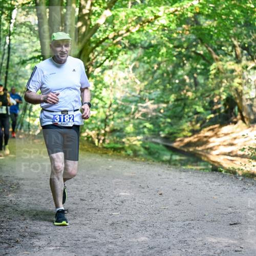 28.09.2025 - 33. Volkslauf durch das schöne Alstertal Dr. Thomas Lammeyer http://msf.ph/oto/8958451 28.09.2025 10:51:37 Laufen 3182 meine-sportfotos.de