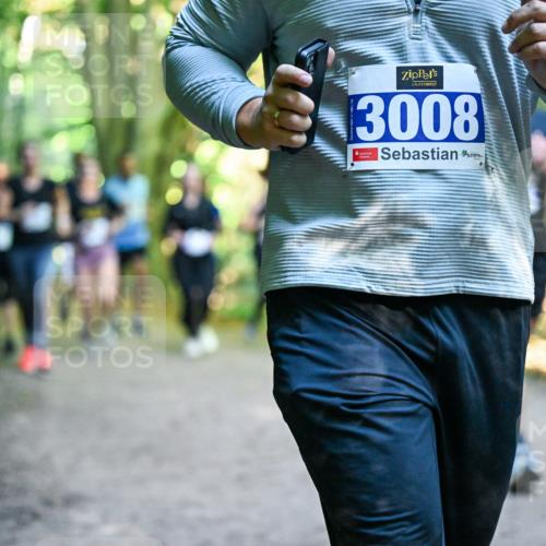 28.09.2025 - 33. Volkslauf durch das schöne Alstertal Dr. Thomas Lammeyer http://msf.ph/oto/8958518 28.09.2025 10:51:47 Laufen 3008, 14 meine-sportfotos.de
