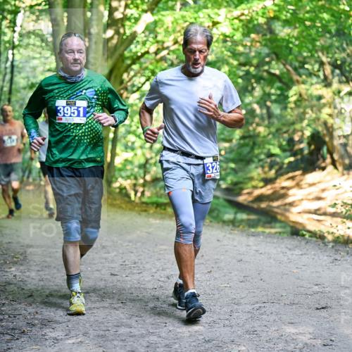 28.09.2025 - 33. Volkslauf durch das schöne Alstertal Dr. Thomas Lammeyer http://msf.ph/oto/8958558 28.09.2025 10:51:53 Laufen 3951, 1326 meine-sportfotos.de
