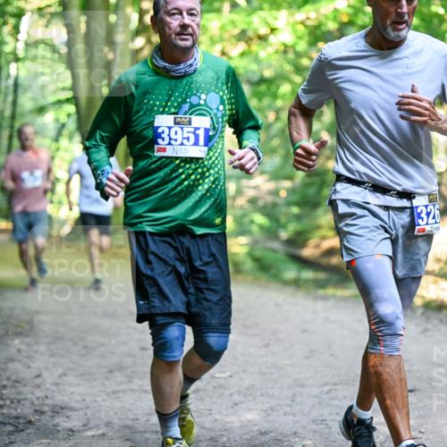 28.09.2025 - 33. Volkslauf durch das schöne Alstertal Dr. Thomas Lammeyer http://msf.ph/oto/8958565 28.09.2025 10:51:54 Laufen 3951, 1326 meine-sportfotos.de