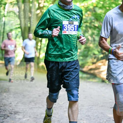 28.09.2025 - 33. Volkslauf durch das schöne Alstertal Dr. Thomas Lammeyer http://msf.ph/oto/8958567 28.09.2025 10:51:54 Laufen 3951, 32 meine-sportfotos.de