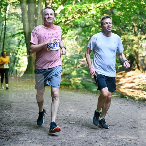 28.09.2025 - 33. Volkslauf durch das schöne Alstertal Dr. Thomas Lammeyer http://msf.ph/oto/8958576 28.09.2025 10:51:56 Laufen 3413 meine-sportfotos.de