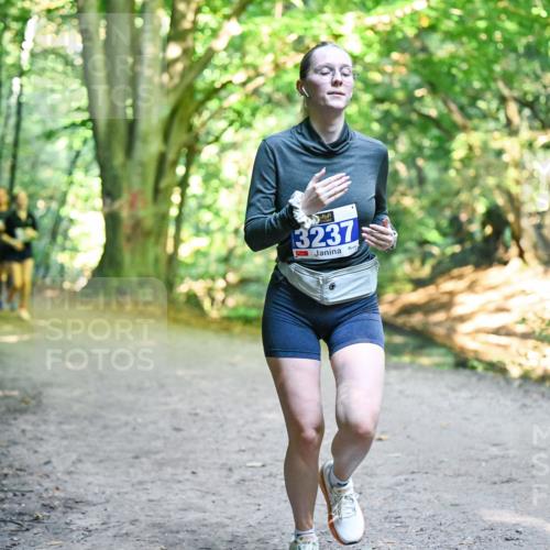 28.09.2025 - 33. Volkslauf durch das schöne Alstertal Dr. Thomas Lammeyer http://msf.ph/oto/8958807 28.09.2025 10:52:49 Laufen 3237 meine-sportfotos.de