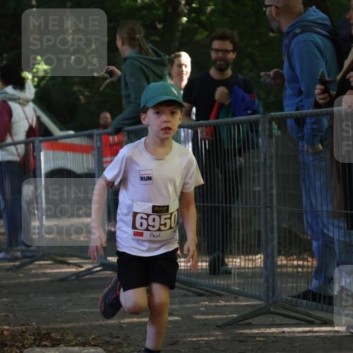28.09.2025 - 33. Volkslauf durch das schöne Alstertal Strokosch-Dieckow http://msf.ph/oto/8958878 28.09.2025 10:42:27 Ziel  meine-sportfotos.de