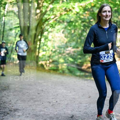 28.09.2025 - 33. Volkslauf durch das schöne Alstertal Dr. Thomas Lammeyer http://msf.ph/oto/8958956 28.09.2025 10:53:08 Laufen 13235, 3338 meine-sportfotos.de