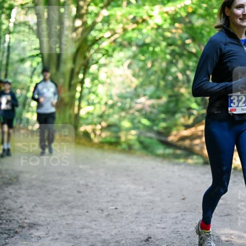28.09.2025 - 33. Volkslauf durch das schöne Alstertal Dr. Thomas Lammeyer http://msf.ph/oto/8958957 28.09.2025 10:53:08 Laufen 13235 meine-sportfotos.de