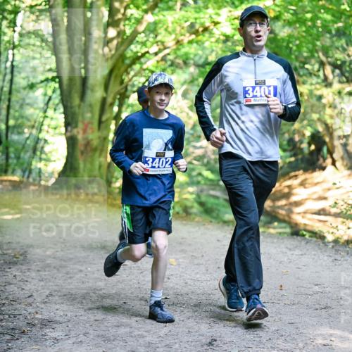 28.09.2025 - 33. Volkslauf durch das schöne Alstertal Dr. Thomas Lammeyer http://msf.ph/oto/8958994 28.09.2025 10:53:12 Laufen 3402, 3401 meine-sportfotos.de