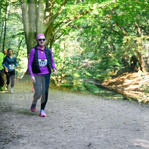28.09.2025 - 33. Volkslauf durch das schöne Alstertal Dr. Thomas Lammeyer http://msf.ph/oto/8959059 28.09.2025 10:53:19 Laufen 3228 meine-sportfotos.de
