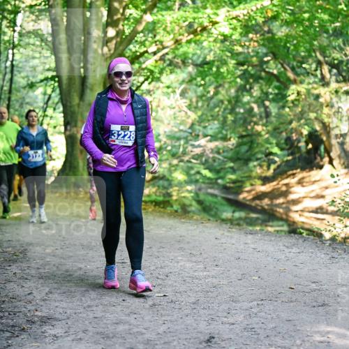28.09.2025 - 33. Volkslauf durch das schöne Alstertal Dr. Thomas Lammeyer http://msf.ph/oto/8959065 28.09.2025 10:53:19 Laufen 3228 meine-sportfotos.de