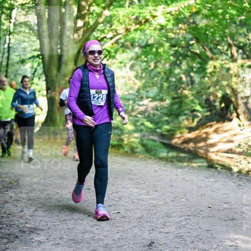 28.09.2025 - 33. Volkslauf durch das schöne Alstertal Dr. Thomas Lammeyer http://msf.ph/oto/8959067 28.09.2025 10:53:19 Laufen 3228 meine-sportfotos.de