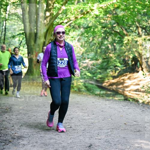 28.09.2025 - 33. Volkslauf durch das schöne Alstertal Dr. Thomas Lammeyer http://msf.ph/oto/8959069 28.09.2025 10:53:20 Laufen 228 meine-sportfotos.de