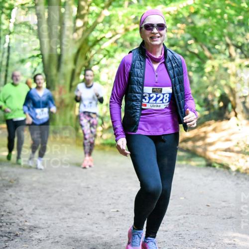 28.09.2025 - 33. Volkslauf durch das schöne Alstertal Dr. Thomas Lammeyer http://msf.ph/oto/8959079 28.09.2025 10:53:20 Laufen 3228 meine-sportfotos.de