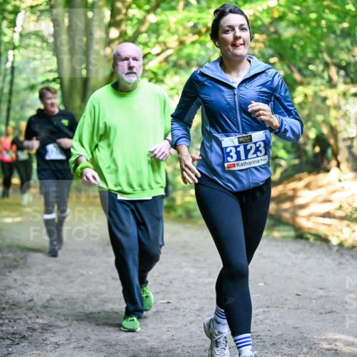 28.09.2025 - 33. Volkslauf durch das schöne Alstertal Dr. Thomas Lammeyer http://msf.ph/oto/8959105 28.09.2025 10:53:24 Laufen 3123, 1313 meine-sportfotos.de