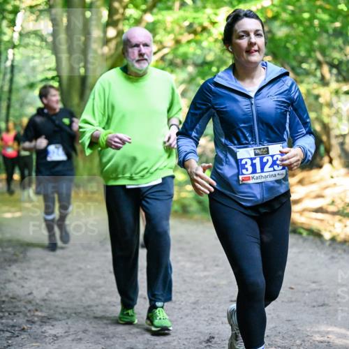 28.09.2025 - 33. Volkslauf durch das schöne Alstertal Dr. Thomas Lammeyer http://msf.ph/oto/8959106 28.09.2025 10:53:24 Laufen 3123 meine-sportfotos.de