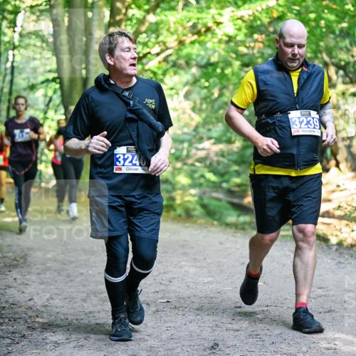 28.09.2025 - 33. Volkslauf durch das schöne Alstertal Dr. Thomas Lammeyer http://msf.ph/oto/8959128 28.09.2025 10:53:26 Laufen 13240, 1, 3239 meine-sportfotos.de