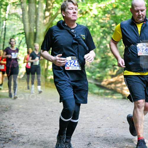 28.09.2025 - 33. Volkslauf durch das schöne Alstertal Dr. Thomas Lammeyer http://msf.ph/oto/8959133 28.09.2025 10:53:26 Laufen 323, 3240 meine-sportfotos.de