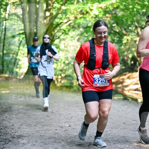 28.09.2025 - 33. Volkslauf durch das schöne Alstertal Dr. Thomas Lammeyer http://msf.ph/oto/8959173 28.09.2025 10:53:31 Laufen 3252, 3251 meine-sportfotos.de