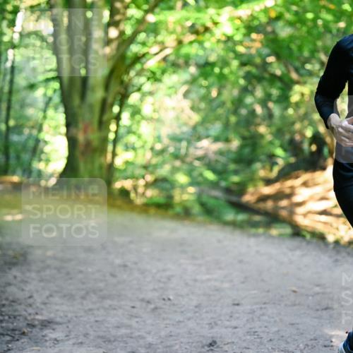 28.09.2025 - 33. Volkslauf durch das schöne Alstertal Dr. Thomas Lammeyer http://msf.ph/oto/8959250 28.09.2025 10:53:40 Laufen 3204 meine-sportfotos.de